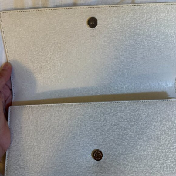 Saint Laurent Monogramme Clutch - Picture 4 of 6